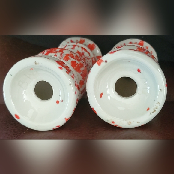 6 1/4" Tall Handcrafted Speckled Reddish-Orange Salt & Pepper Shakers - Picture 3 of 7